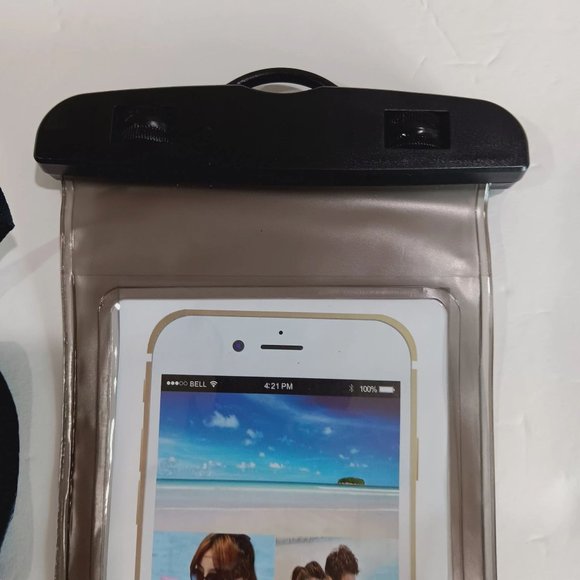 New Waterproof Phone Pouch with Lanyard Size 7x4 in Black Color Non-toxic PVC/AB - Picture 5 of 8